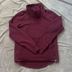 Women’s Burgundy Pull-Over